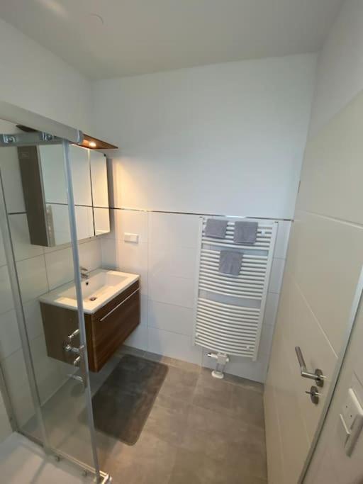 Neues Bungalow Fuer Bis Zu 4 Personen Oberhausen  Ngoại thất bức ảnh
